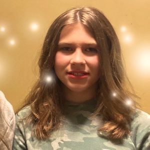 Meet your Posher, Caroline